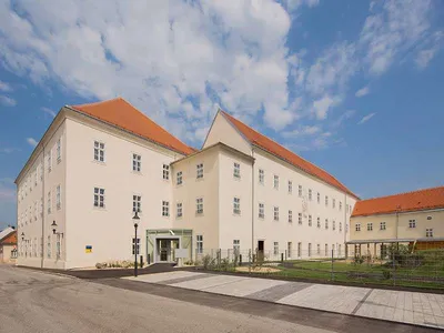 1-Zimmer-Wohnung mieten in Bruck an der Leitha – 68 m², € 880