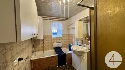 Haus kaufen in Waidhofen an der Thaya – 264 m², € 109.000 – Bild 7 von 10