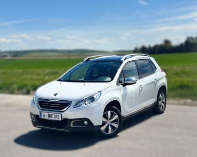 Peugeot 2008 1,2 VTi Allure | Panorama | Teilleder | Am...
