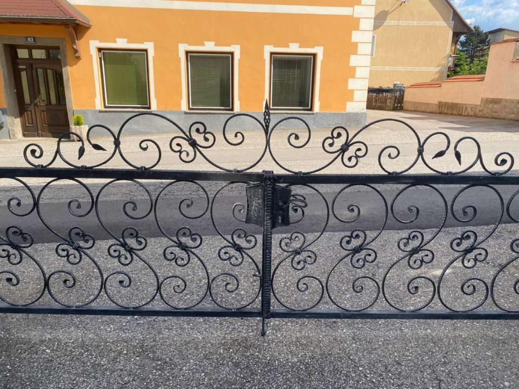 Tor aus Schmiedeeisen