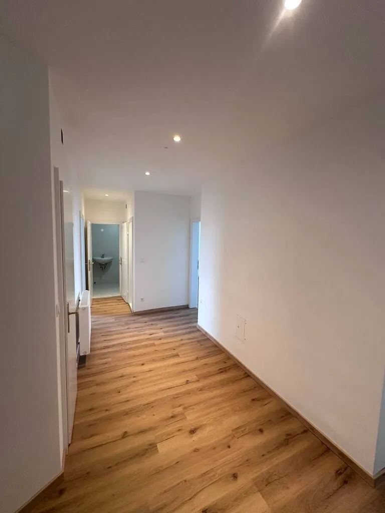 Modern renovierte 3-Zimmer-Wohnung mit Fernblick, 78m², 6. Etage in 1100 Wien um 355.000 EUR, Wien