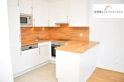 2 ZIMMER-WOHNUNG mit Balkon, Panoramapool, Fitnessraum und Sonnendeck/Dachterrasse am Kirschblütenpark – Bild 2