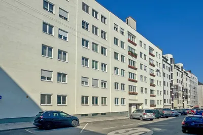 2-Zimmer-Wohnung kaufen in Wien – 61 m², € 225.000 – Bild 2 von 12