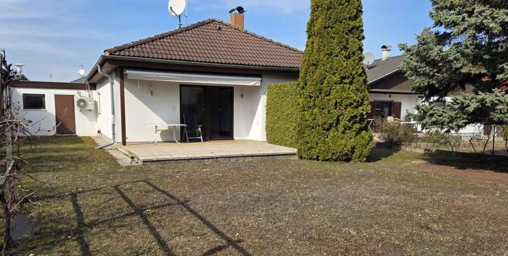 +++ Einfamilienhaus nahe dem Badesee Steinbrunn - Wohnen mit Lebensqualität auf Eigengrund. +++, Steinbrunn