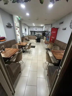 Gewerbeimmobilie mieten in Wien – 250 m², € 3.600