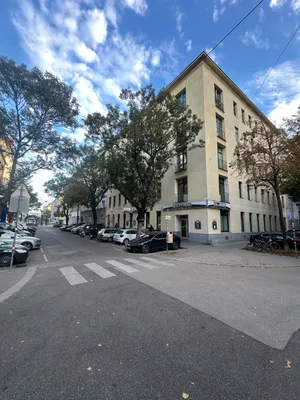 Gewerbeimmobilie mieten in Wien – 250 m², € 3.600 – Bild 5 von 7