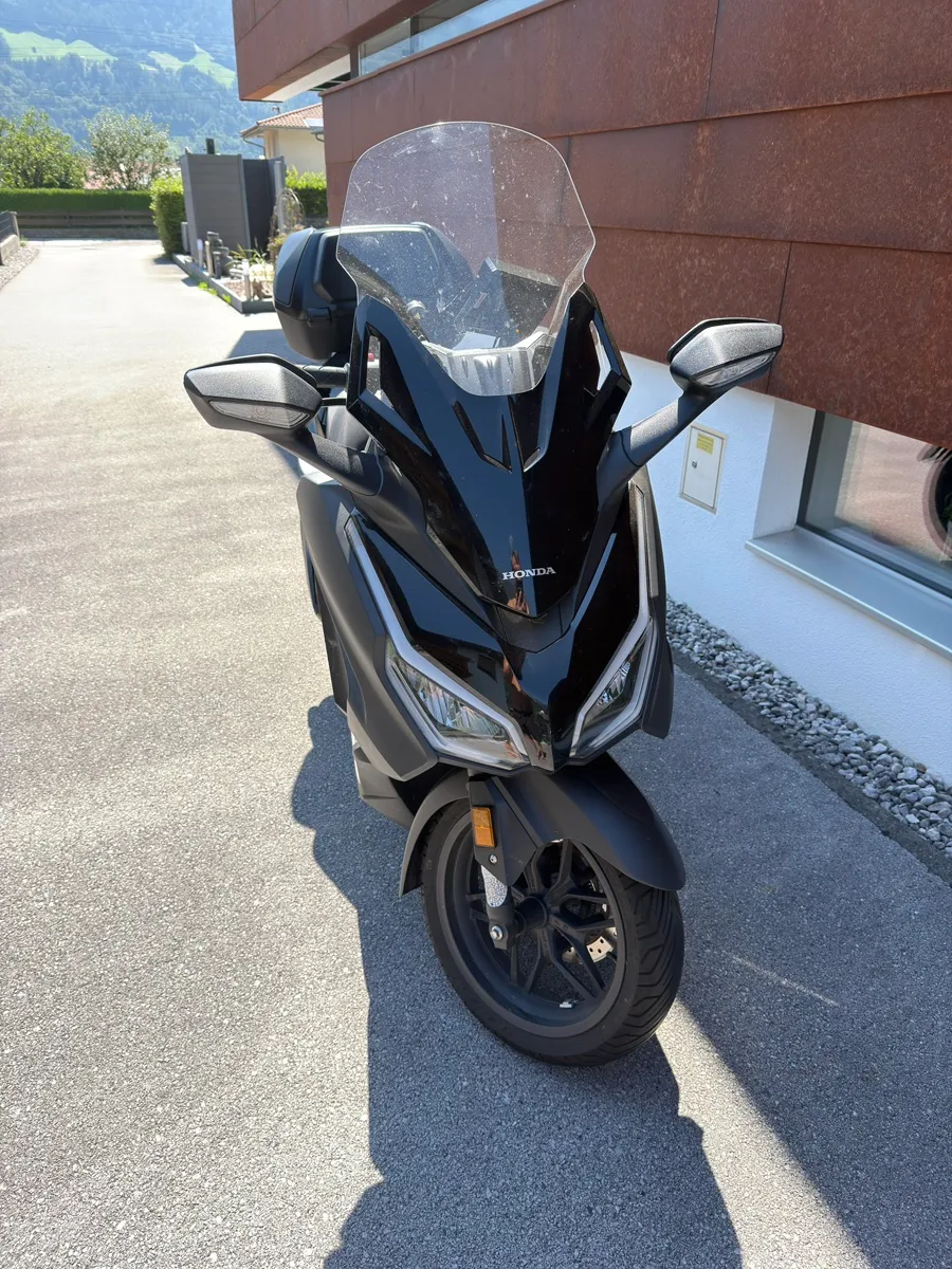 Honda Forza