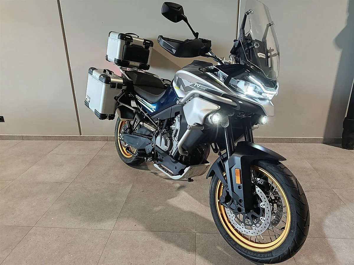 CFMOTO 800