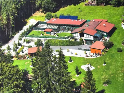 8-Zimmer-Haus mieten in Deutschlandsberg – 400 m², € 6.000 – Bild 2 von 27