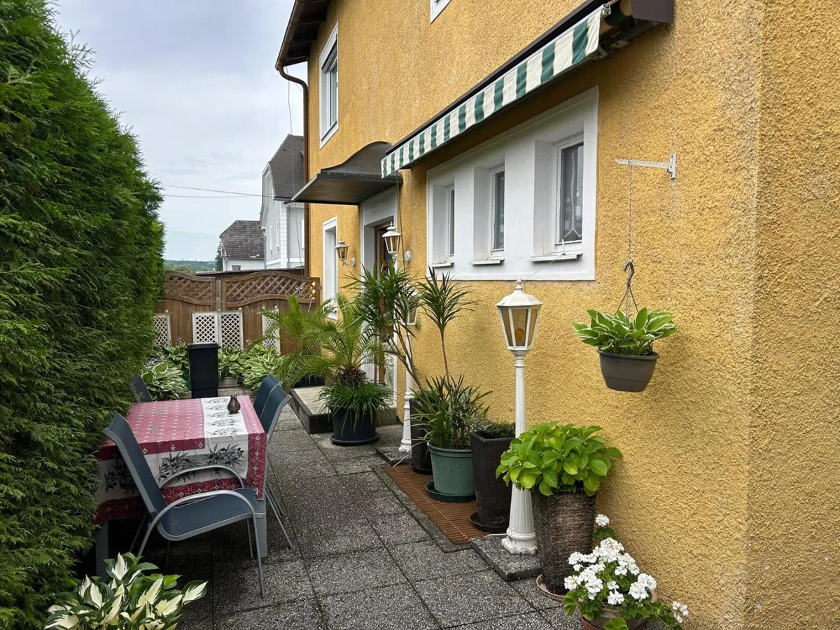 WOHNHAUS IN STEYR ZENTRUM MIT ca. 285 m² WOHNFLÄCHE - Widok 3
