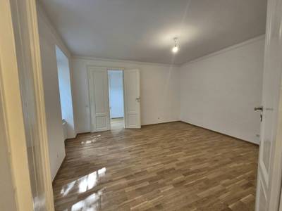 Sanierte Altbau-Zweizimmerwohnung nahe der Wiener Staatsoper # fair wohnen – Bild 2