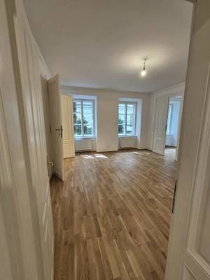 Sanierte Altbau-Zweizimmerwohnung nahe der Wiener Staatsoper # fair wohnen
