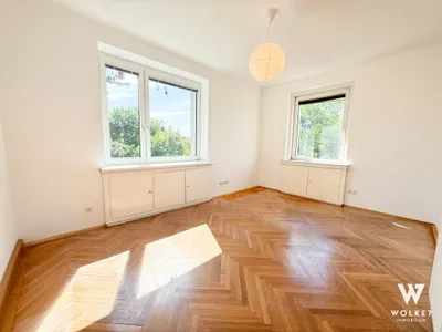 Charmante 3-Zimmer-Wohnung in ehemaliger Villa mit Balkon & Gemeinschaftsgarten im Herzen Döblings – Bild 3