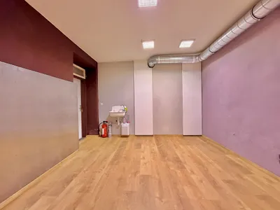 2-Zimmer-Gewerbeimmobilie mieten in Wiener Neustadt – 35 m², € 777 – Bild 7 von 8