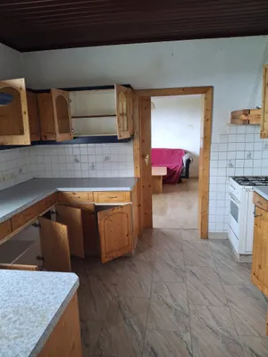 6-Zimmer-Haus kaufen in Perg – 200 m², € 300.000 – Bild 7 von 11
