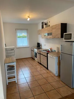 4-Zimmer-Haus mieten in Mödling – 120 m², € 2.490 – Bild 10 von 12