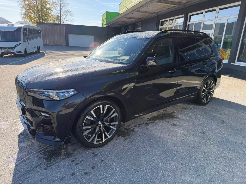 BMW X7 2022 photo 3