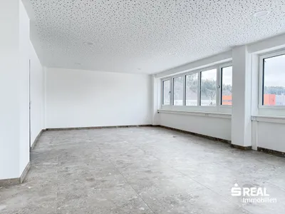 Gewerbeimmobilie mieten in Braunau am Inn – 580 m² – Bild 4 von 5