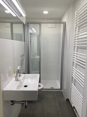 5-Zimmer-Haus mieten in Gmunden – 140 m², € 2.300 – Bild 9 von 16