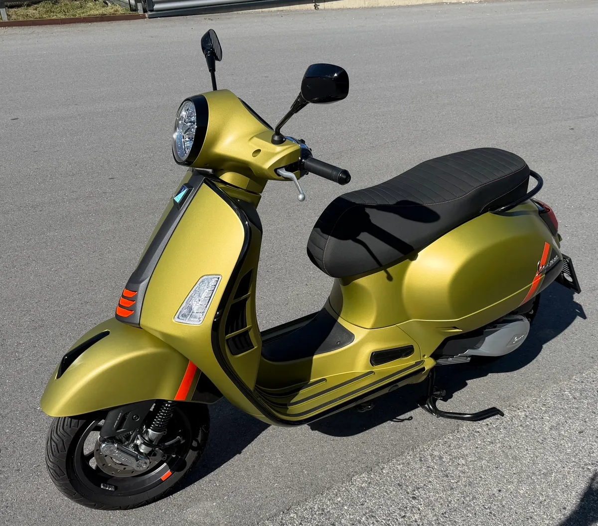Vespa GTS