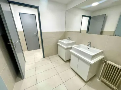 10-Zimmer-Gewerbeimmobilie mieten in Wien – 561 m², € 9.723 – Bild 16 von 18
