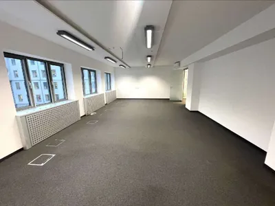 10-Zimmer-Gewerbeimmobilie mieten in Wien – 561 m², € 9.723 – Bild 10 von 18
