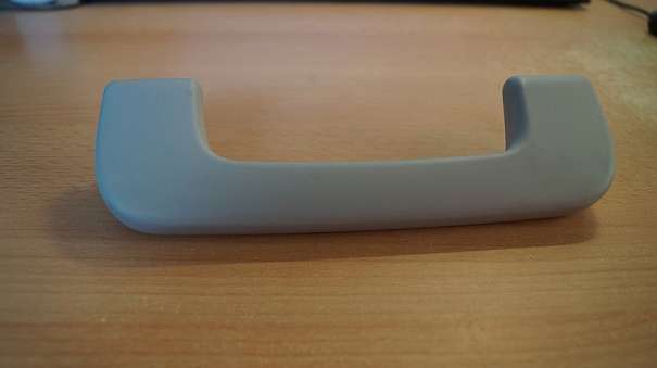 Audi A3 Haltegriff inkl. Schrauben - 8P0857607 - PA6-GF30 - 3 Stück vorhanden