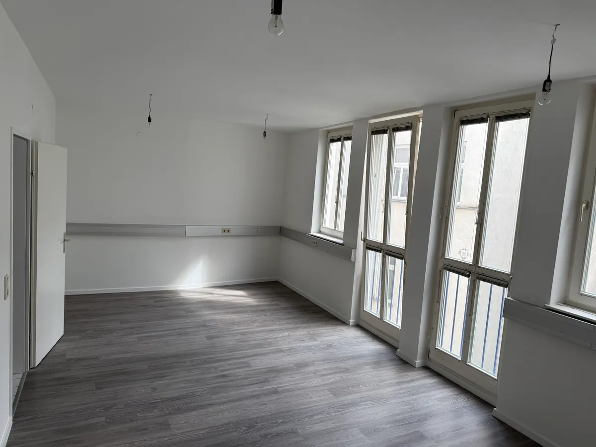 Helles 62m² Büro Nähe Prater - Erstbezug nach Sanierung (Provisionsfrei!) - Widok 2