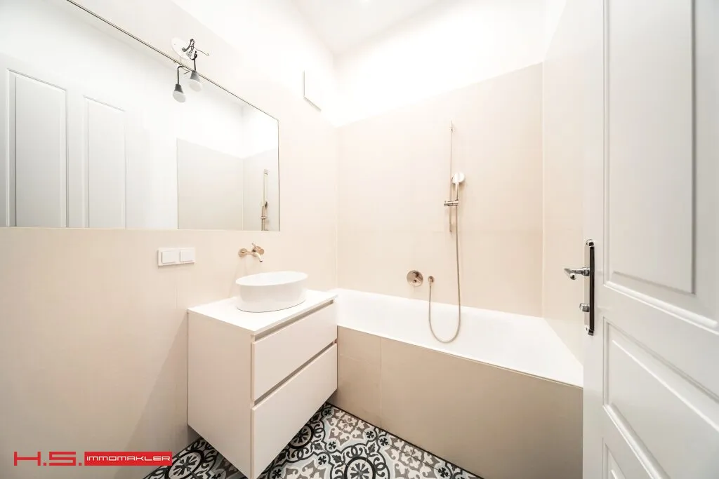 ELITÄRER STILERSTBEZUG - 2 ZIMMER - ABSOLUTE HIGH END AUSSTATTUNG - 2.OG - Ansicht 3