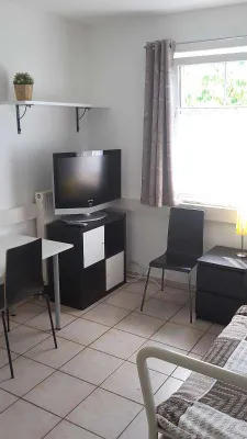 1-Zimmer-Wohnung mieten in Linz Land – 15 m², € 320
