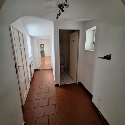 2-Zimmer-Wohnung mieten in Wels – 54 m², € 729 – Bild 4 von 6