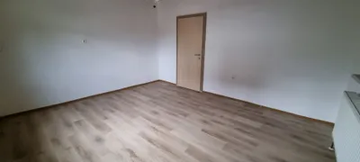 4-Zimmer-Haus mieten in Oberpullendorf – 140 m², € 1.200 – Bild 3 von 10