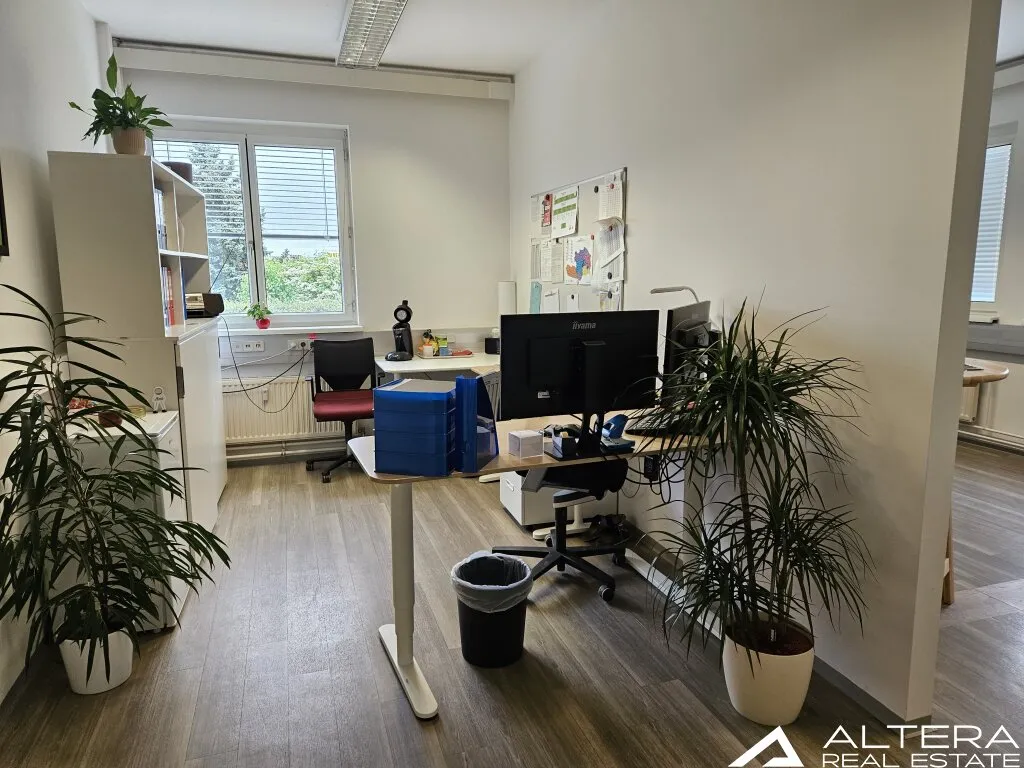 Feldkirchen bei Graz! - Büroflächen mit ca. 400m² samt befahrbarem Keller ca. 900m² mit LKW's und überdachte Freiflächen-Box ca. 120m² - Vista 2