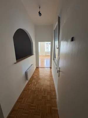 2-Zimmer-Wohnung mieten in Klagenfurt – 70 m², € 830 – Bild 1 von 10