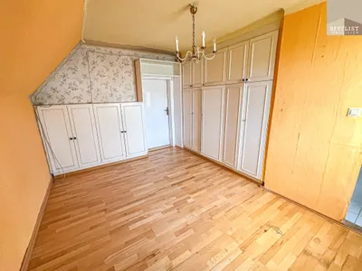 8-Zimmer-Haus kaufen in Wiener Neustadt – 214 m², € 399.900 – Bild 10 von 27