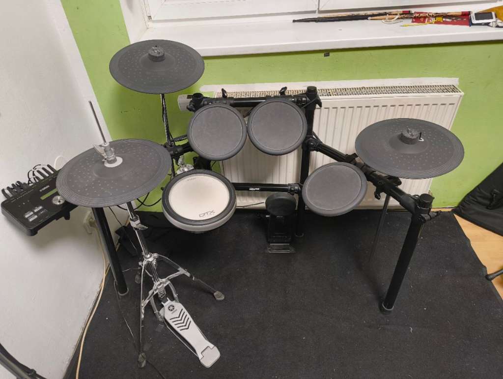 Kompaktes E-Drum orders Set Yamaha DTX-432K /OVP