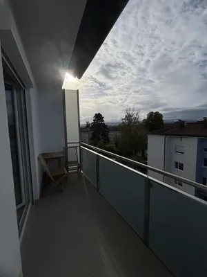2-Zimmer-Wohnung mieten in Vöcklabruck – 68 m², € 990 – Bild 1 von 13