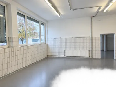 3-Zimmer-Gewerbeimmobilie mieten in Salzburg Stadt – 150 m², € 1.728