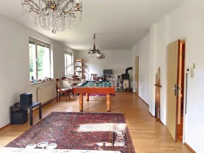 7-Zimmer-Haus kaufen in Neunkirchen – 156 m², € 380.000 – Bild 2 von 12