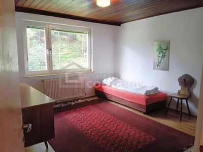 7-Zimmer-Haus kaufen in Neunkirchen – 156 m², € 380.000 – Bild 5 von 12