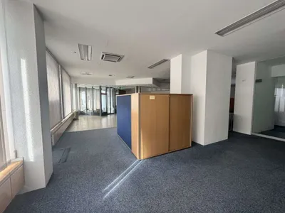 Gewerbeimmobilie mieten in Vöcklabruck – 200 m², € 2.700 – Bild 10 von 15