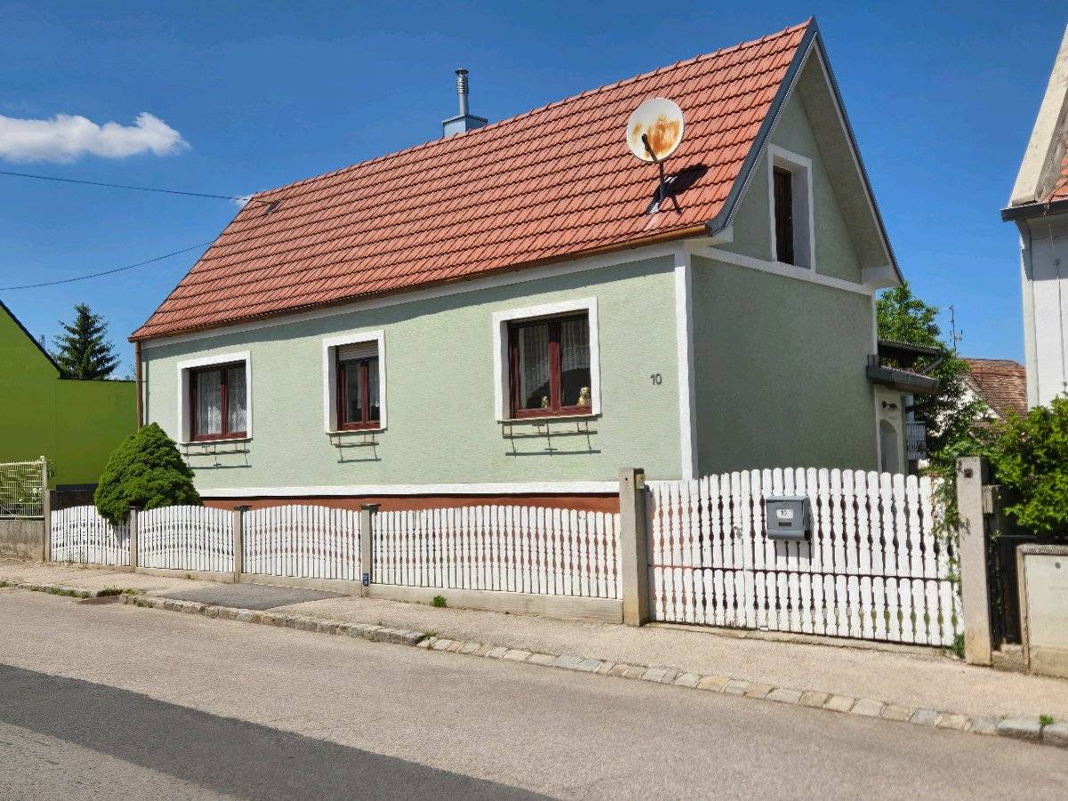 Einfamilienhaus 5 Zimmer, Terrasse, voll unterkellert, KEIN Makler!, Schattendorf