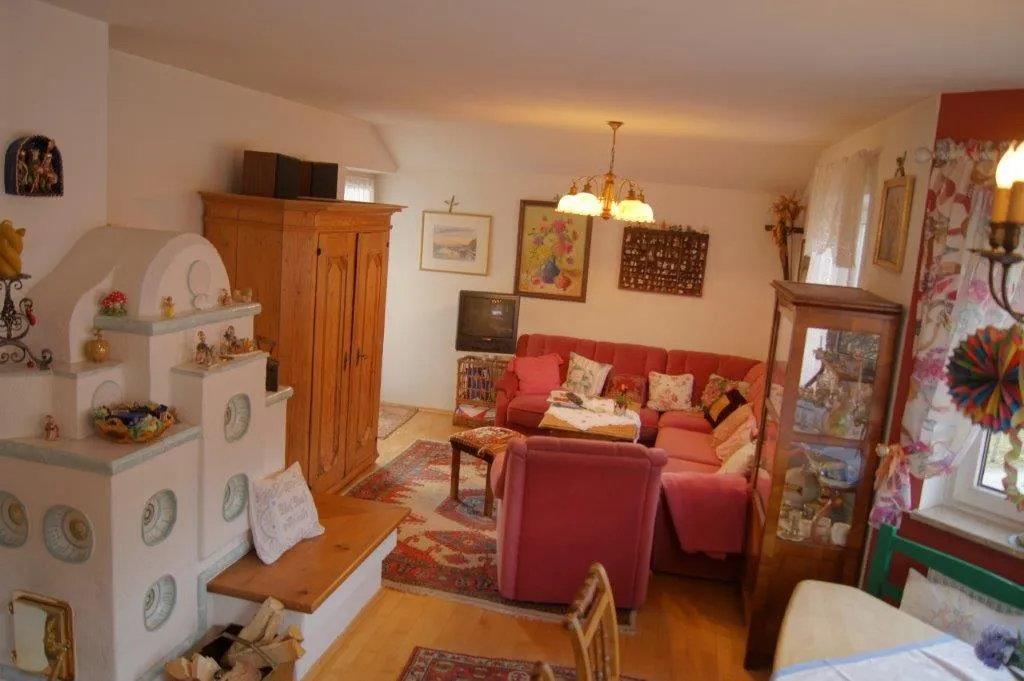 Charmante Wohnung mit Berg- und Wiesenblick - Ansicht 2