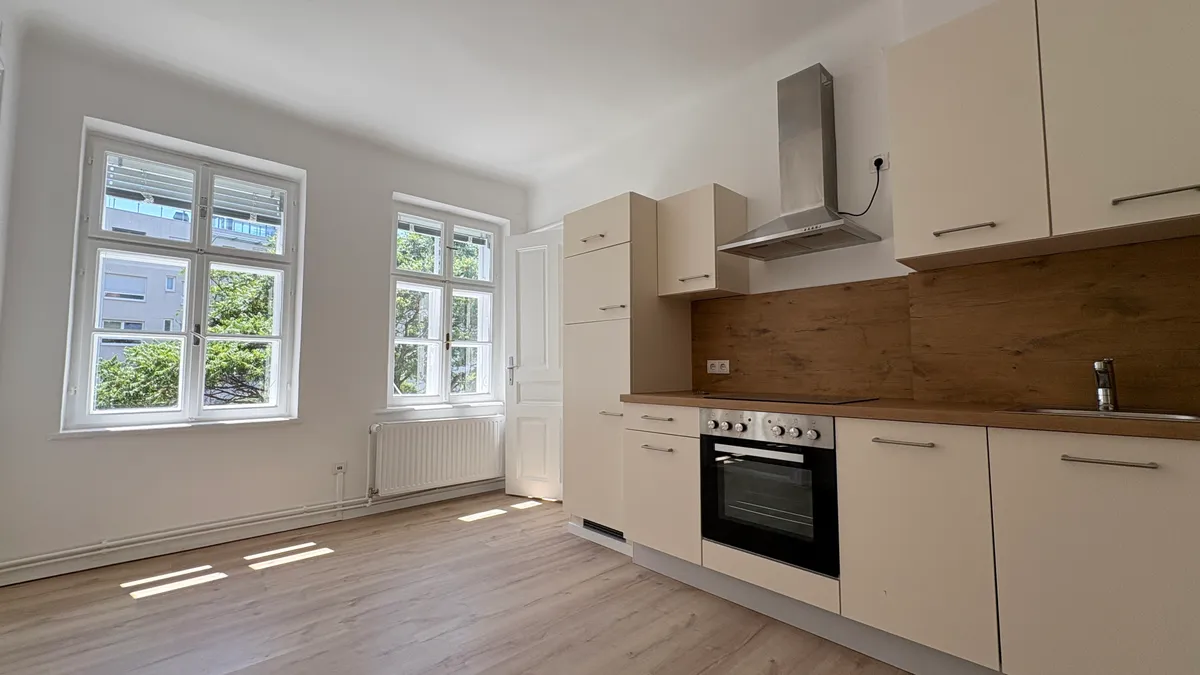 NEUWERTIG - 40 m² - 1,5 Zimmer - INNENHOF - Ansicht 3