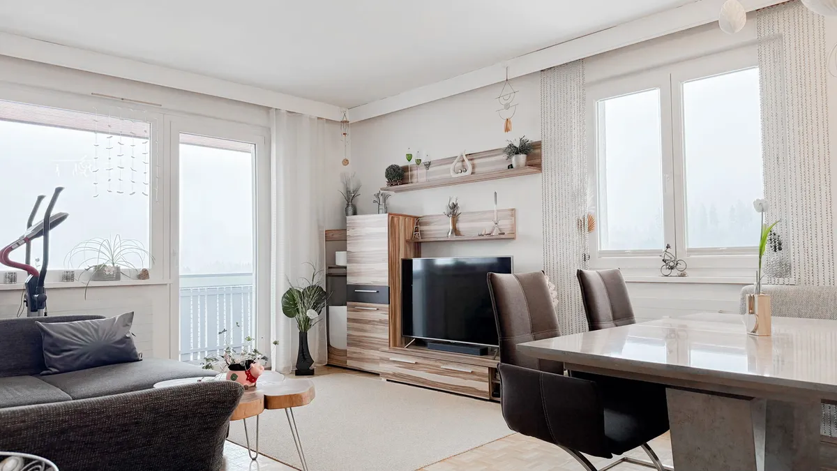 Ruheoase mit Aussicht: Sonnige Wohnung in Top-Lage in Thomasroith - Ansicht 2