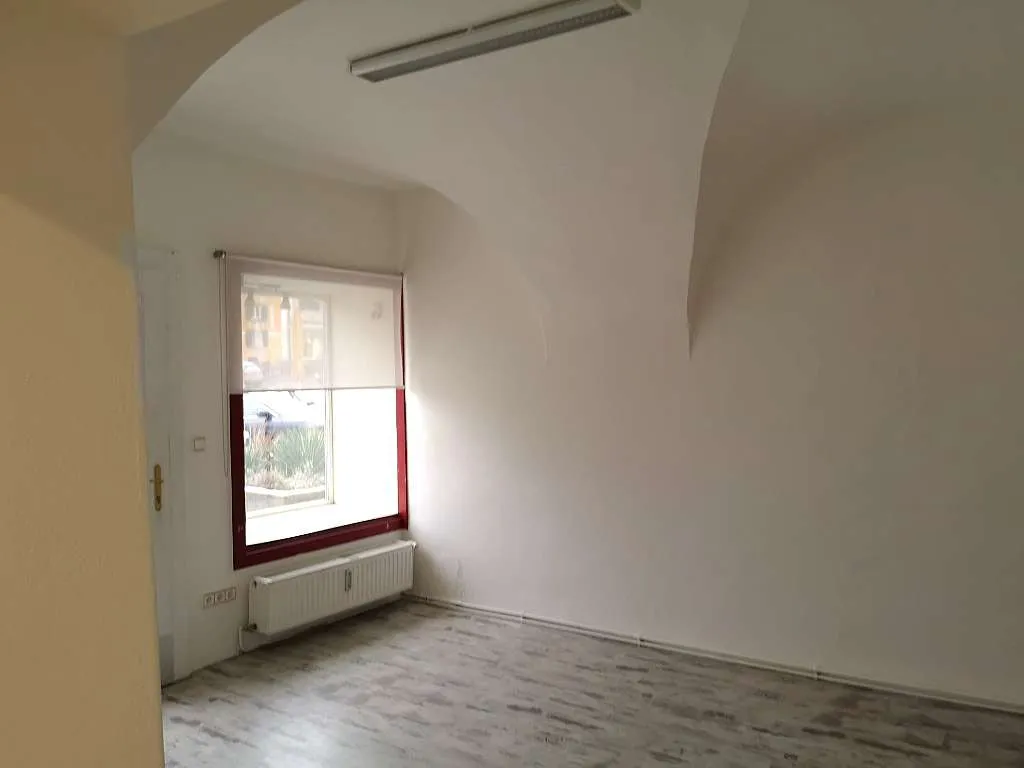76m² Geschäftslokal am Hauptplatz in Weiz - Ansicht 3