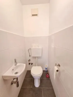2-Zimmer-Wohnung mieten in Linz – 56 m², € 893 – Bild 11 von 11