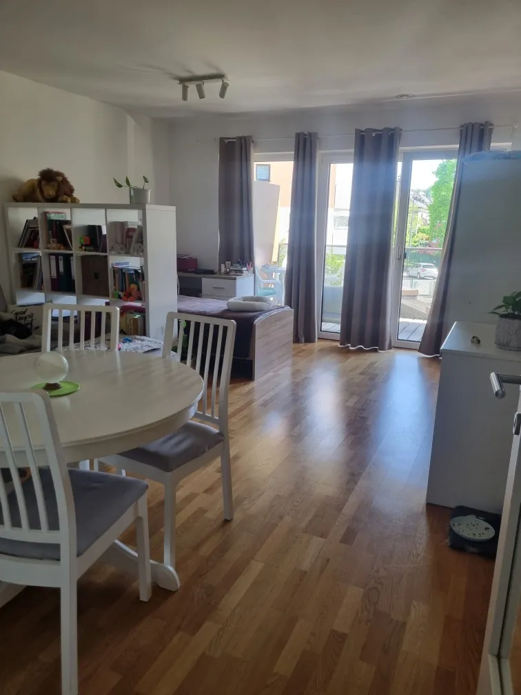 NEU !! 2 Zimmer WHG, Zentrumsnähe LKH West, Sonnig - inklusive Garage & Balkon - Ansicht 3