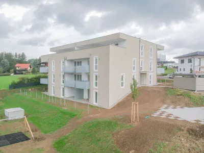 3-Zimmer-Wohnung mieten in Braunau am Inn – 79,98 m², € 670 – Bild 1 von 4
