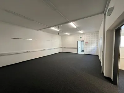 Gewerbeimmobilie mieten in Salzburg Stadt – 200 m², € 2.733 – Bild 11 von 13